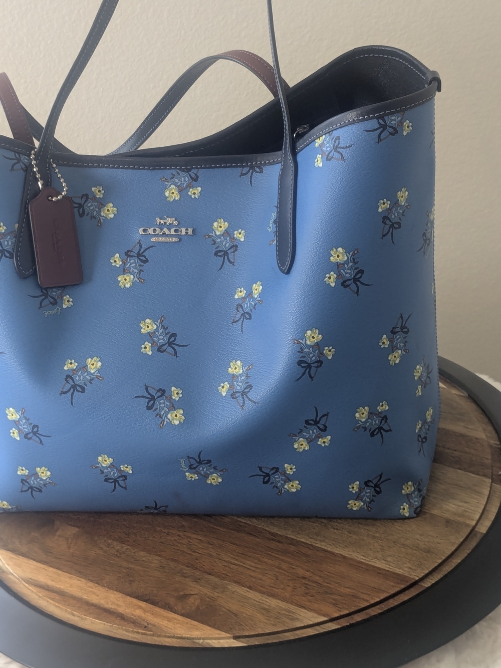 Coach City Tote Blue Floral Bow Print Pebbled Leather Shoulder Bag Large - Picture 4 of 16